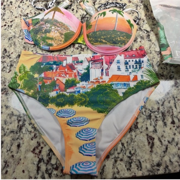 Endless Moon 2 piece bikini resort wear NWT - Picture 1 of 4